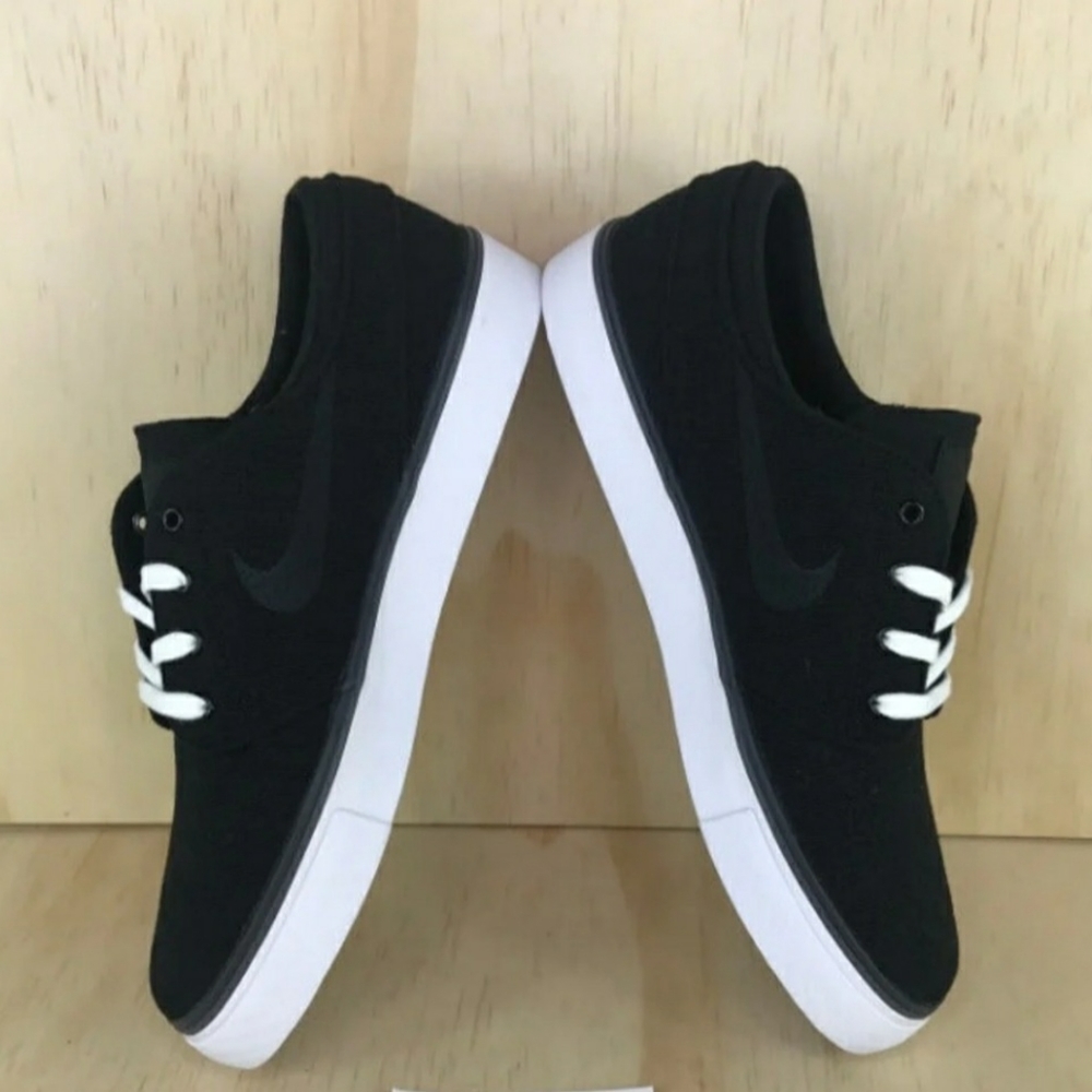 NIKE SB JANOSKI ZOOM